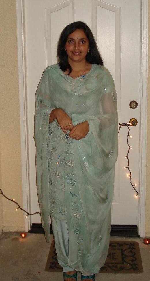 Indian Aunty Salwar Kameez.
